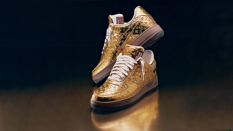 “Fashionably Comfy: Embracing the Athleisure Shoe Trend”